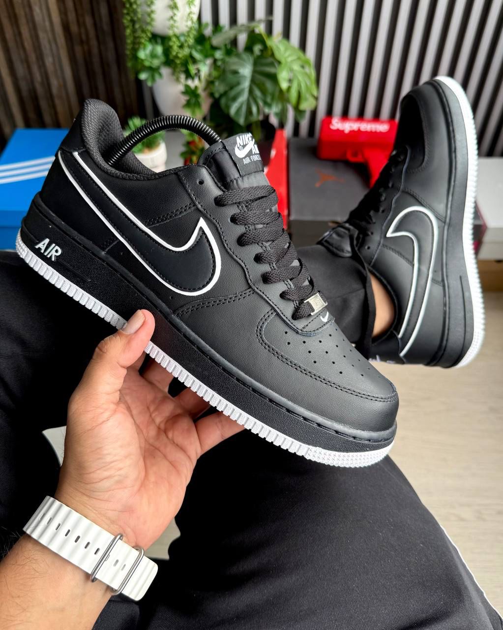 Nike Air Force 1 Negro