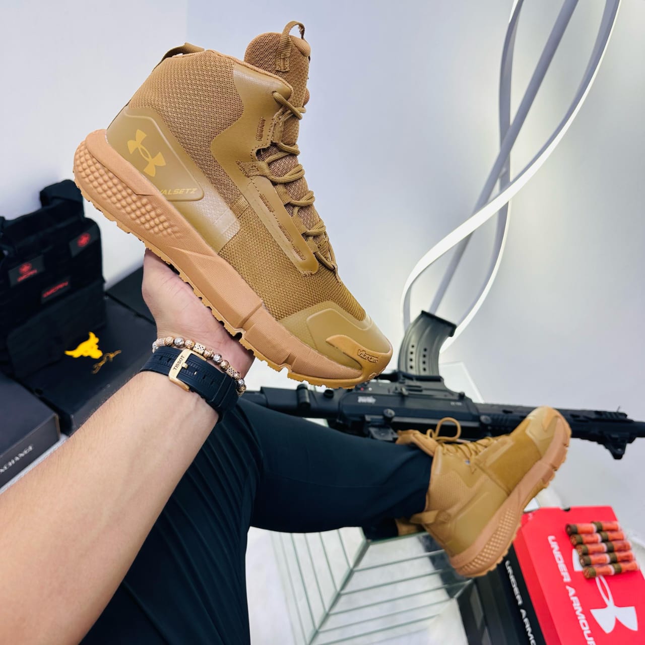 Bota Militar Under Armour Importado